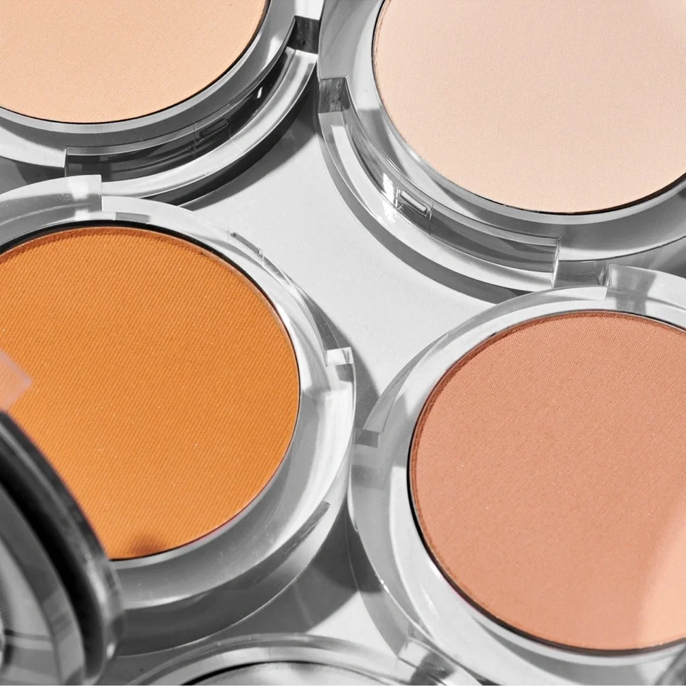 PÜR 4-IN-1 PRESSED MINERAL MAKEUP BROAD-Ivory